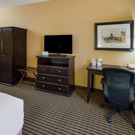 Best Western Sunrise Inn & Suites Stony Plain Dış mekan fotoğraf