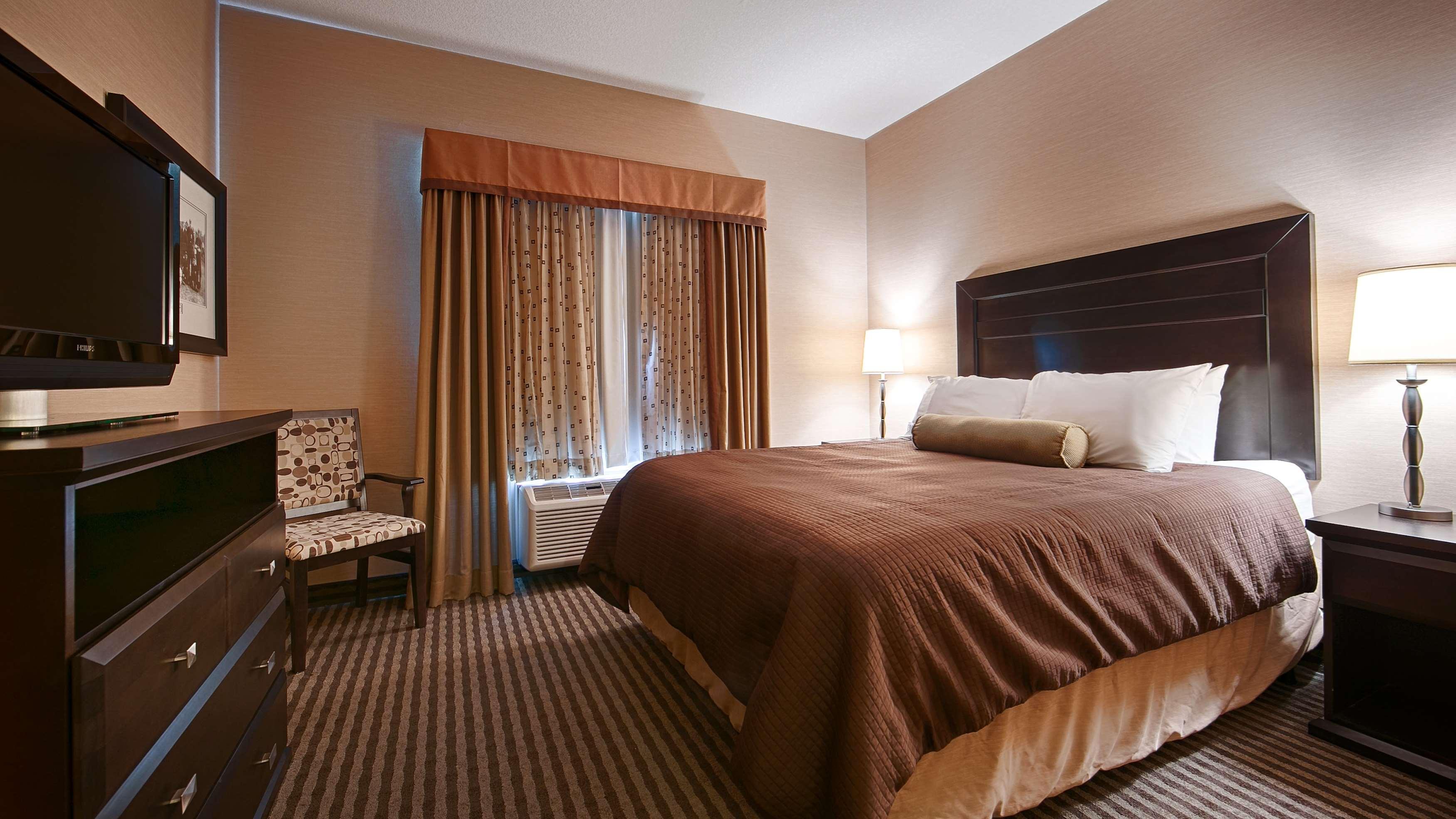 Best Western Sunrise Inn & Suites Stony Plain Dış mekan fotoğraf