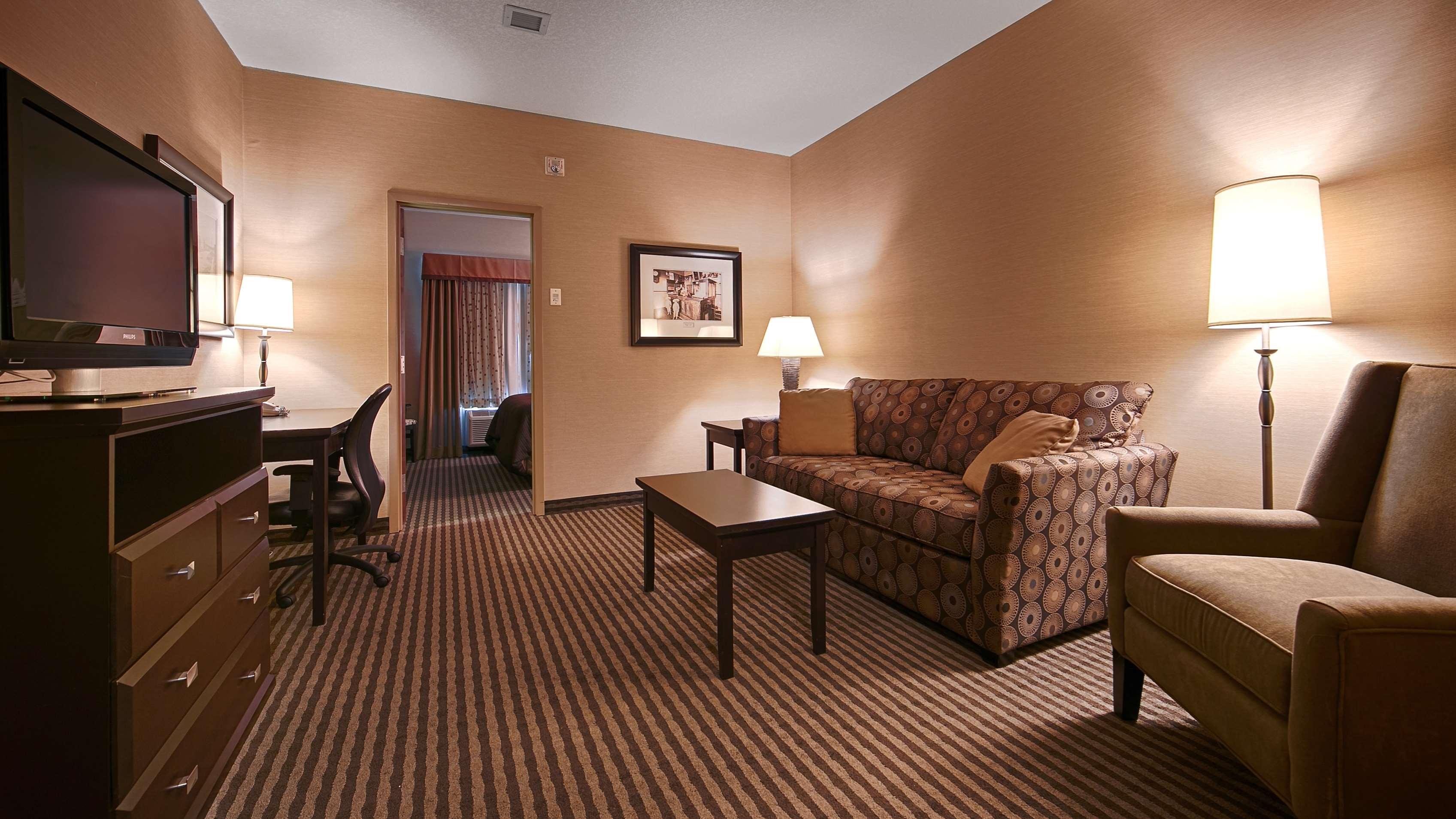 Best Western Sunrise Inn & Suites Stony Plain Dış mekan fotoğraf