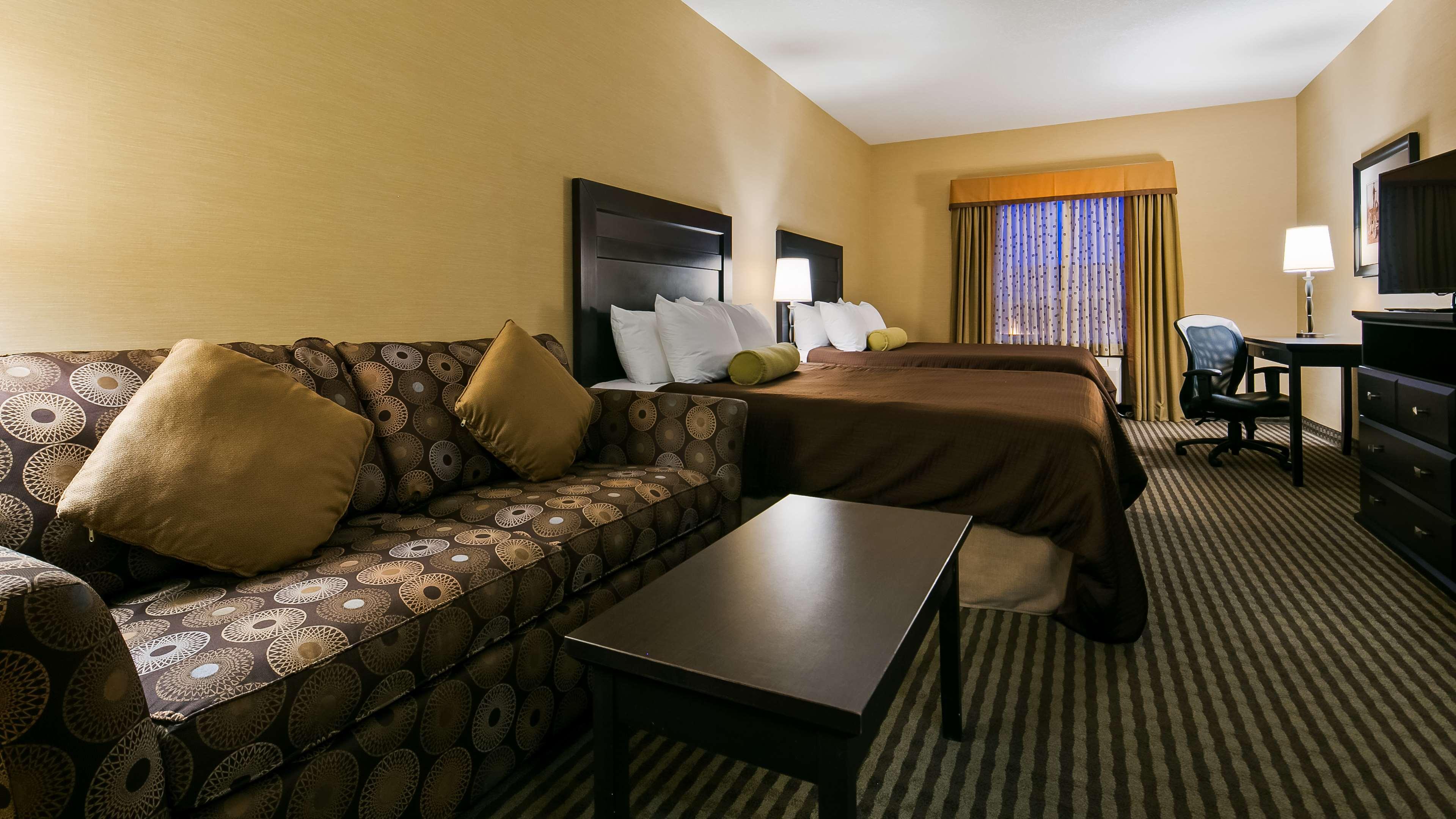 Best Western Sunrise Inn & Suites Stony Plain Dış mekan fotoğraf