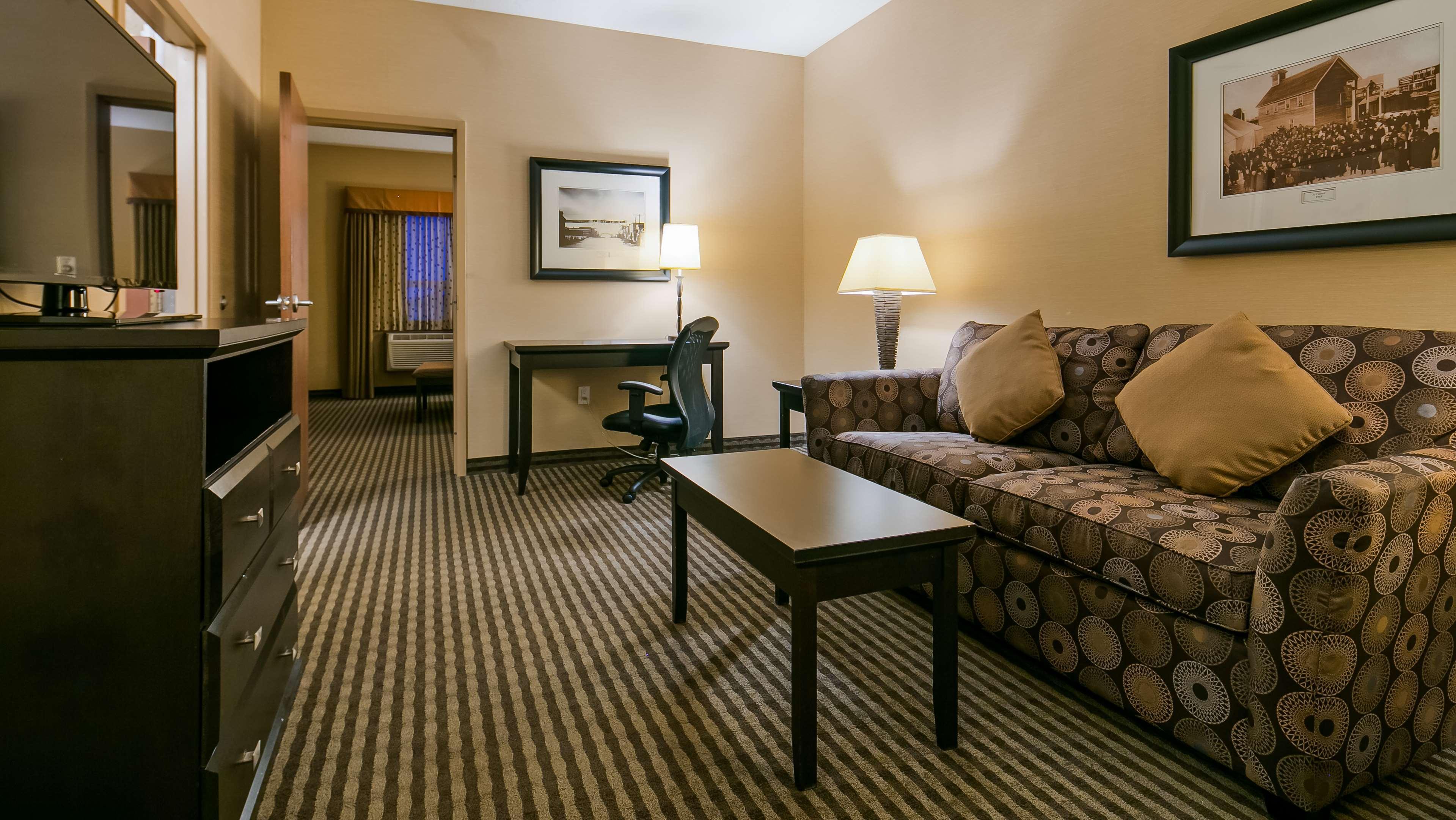 Best Western Sunrise Inn & Suites Stony Plain Dış mekan fotoğraf