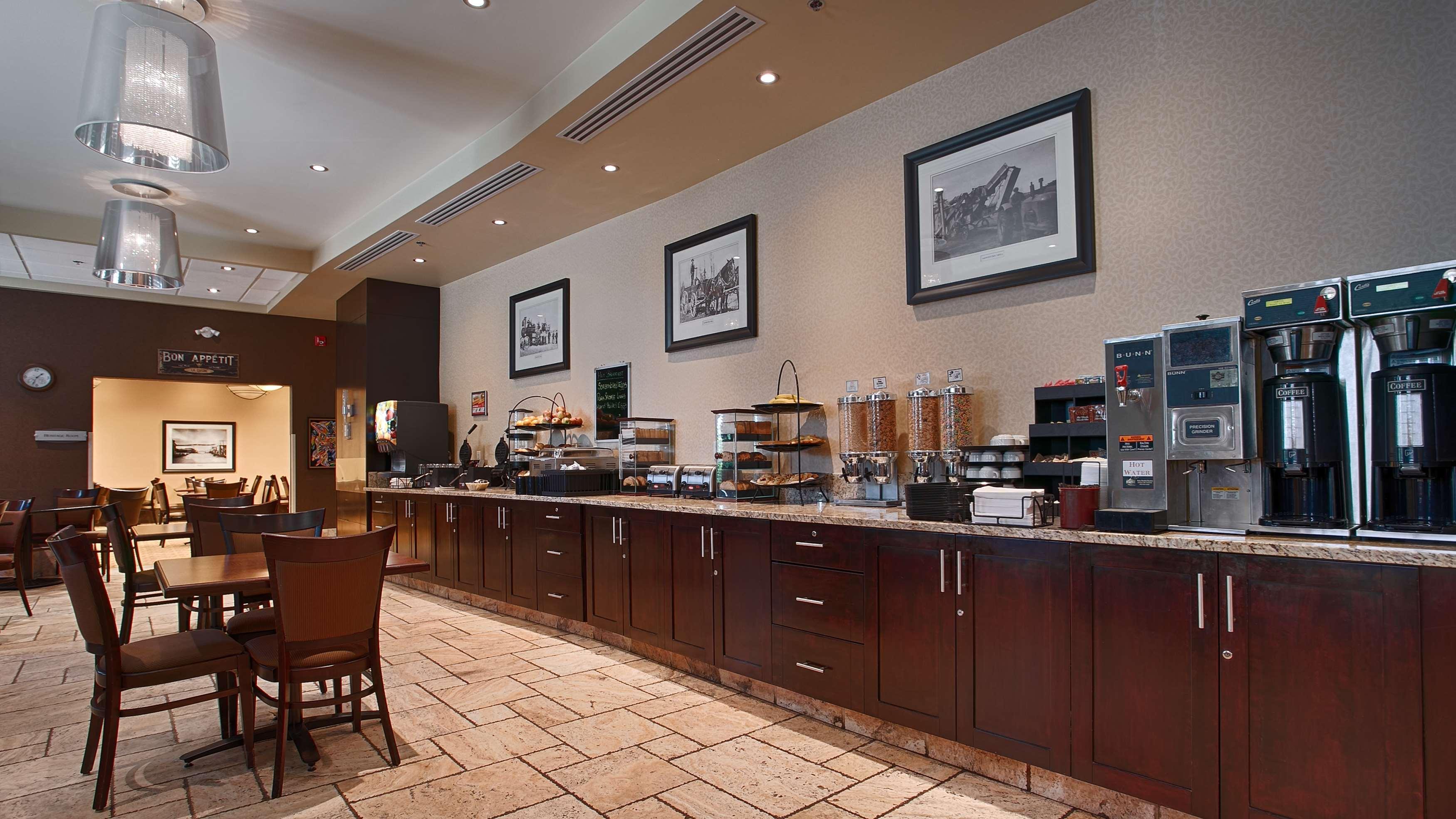 Best Western Sunrise Inn & Suites Stony Plain Dış mekan fotoğraf