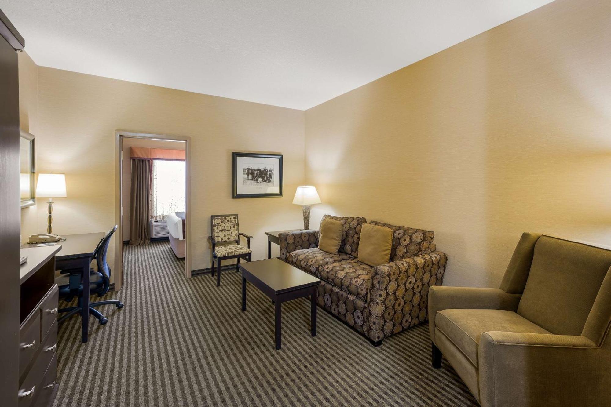 Best Western Sunrise Inn & Suites Stony Plain Dış mekan fotoğraf