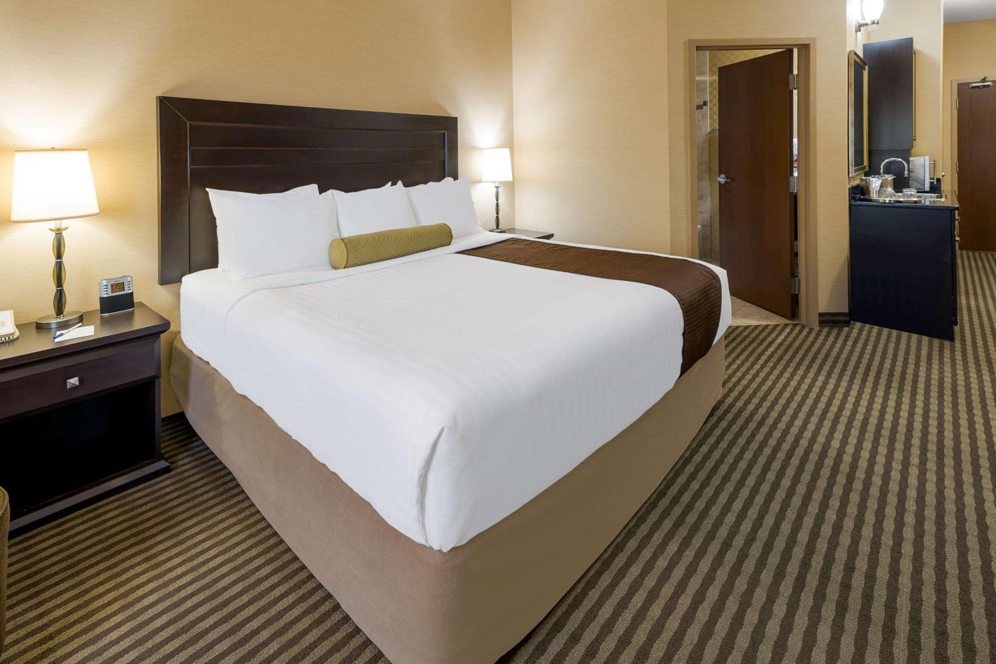 Best Western Sunrise Inn & Suites Stony Plain Dış mekan fotoğraf